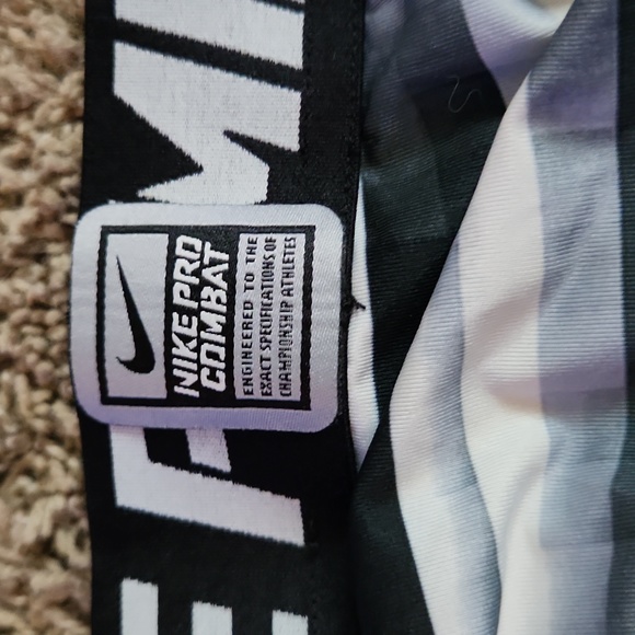 Nike Combat Dri-Fit Pants - Picture 9 of 10